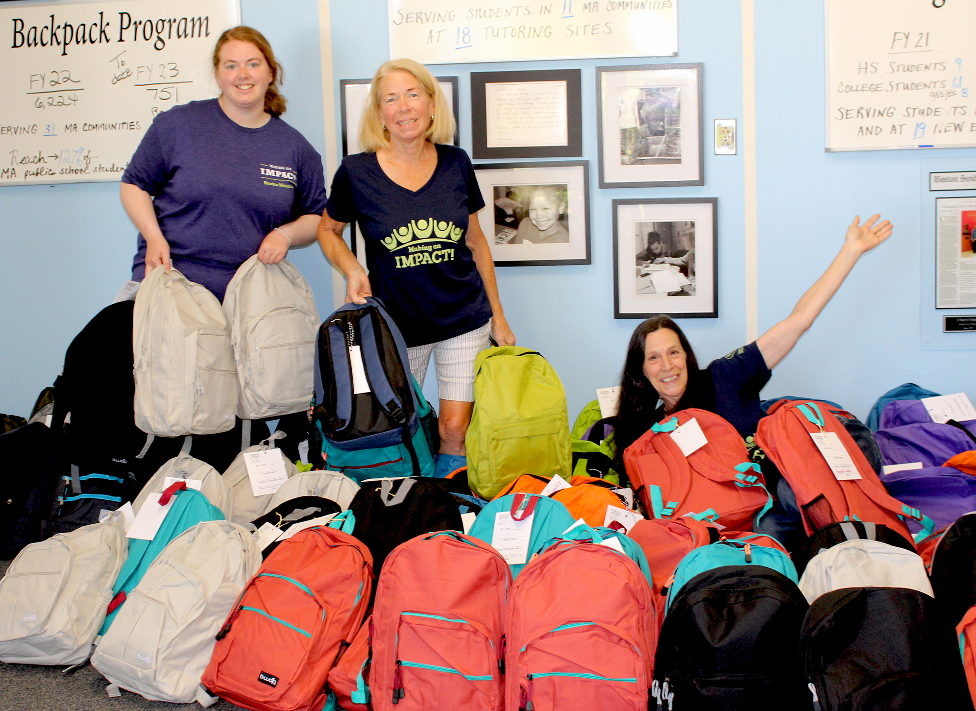 Boston Mutual Life Insurance Volunteering At School On Wheels Of Massachusetts 8